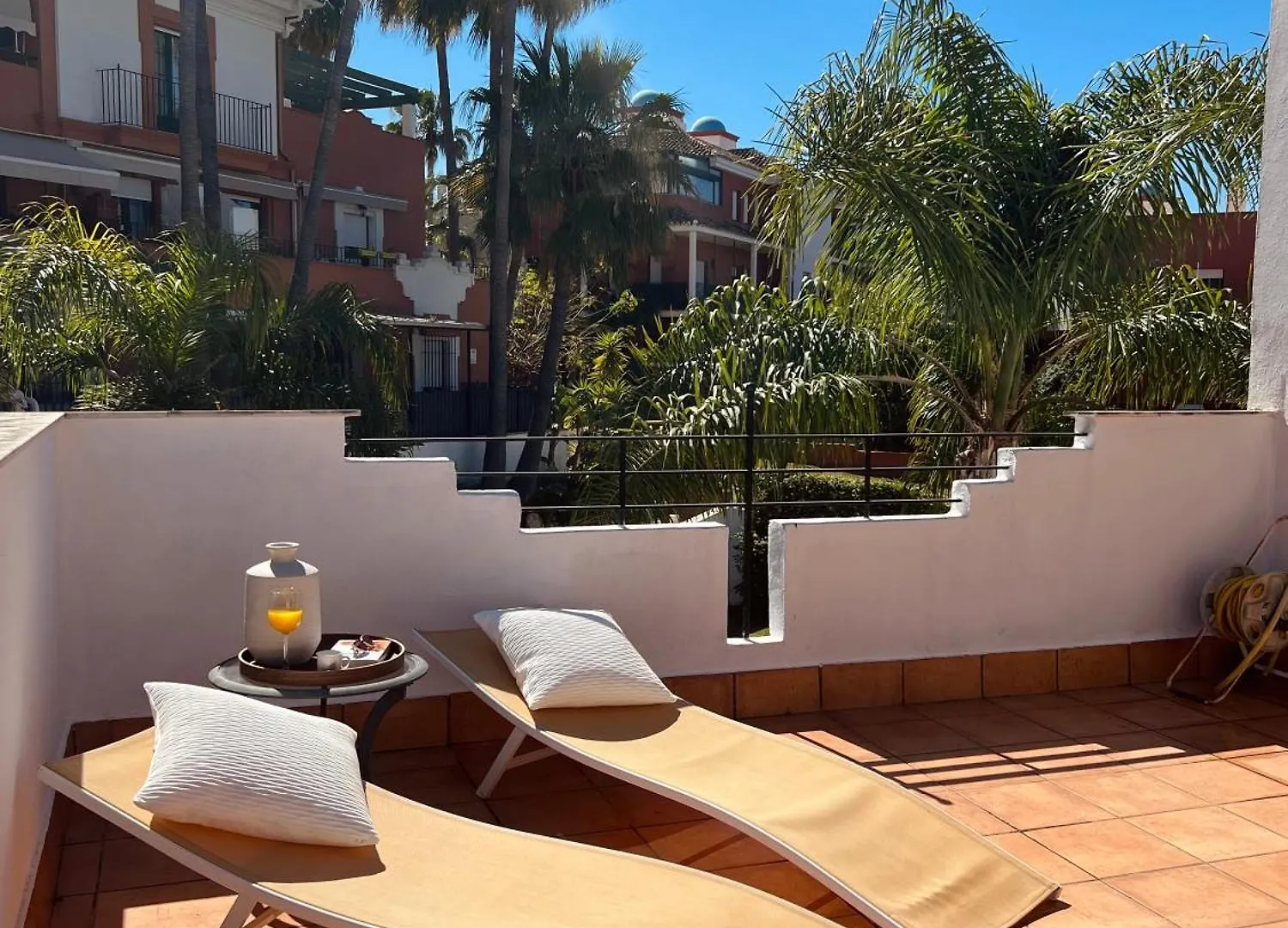 Luna Blanca Golf By Eaw Homes Estepona 0*,